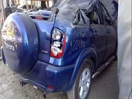 2004 TOYOTA RAV4 BLUE 2.4L AT,  AWD.  Z24848